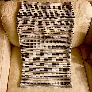 Pencil skirt kinda striped  below knee